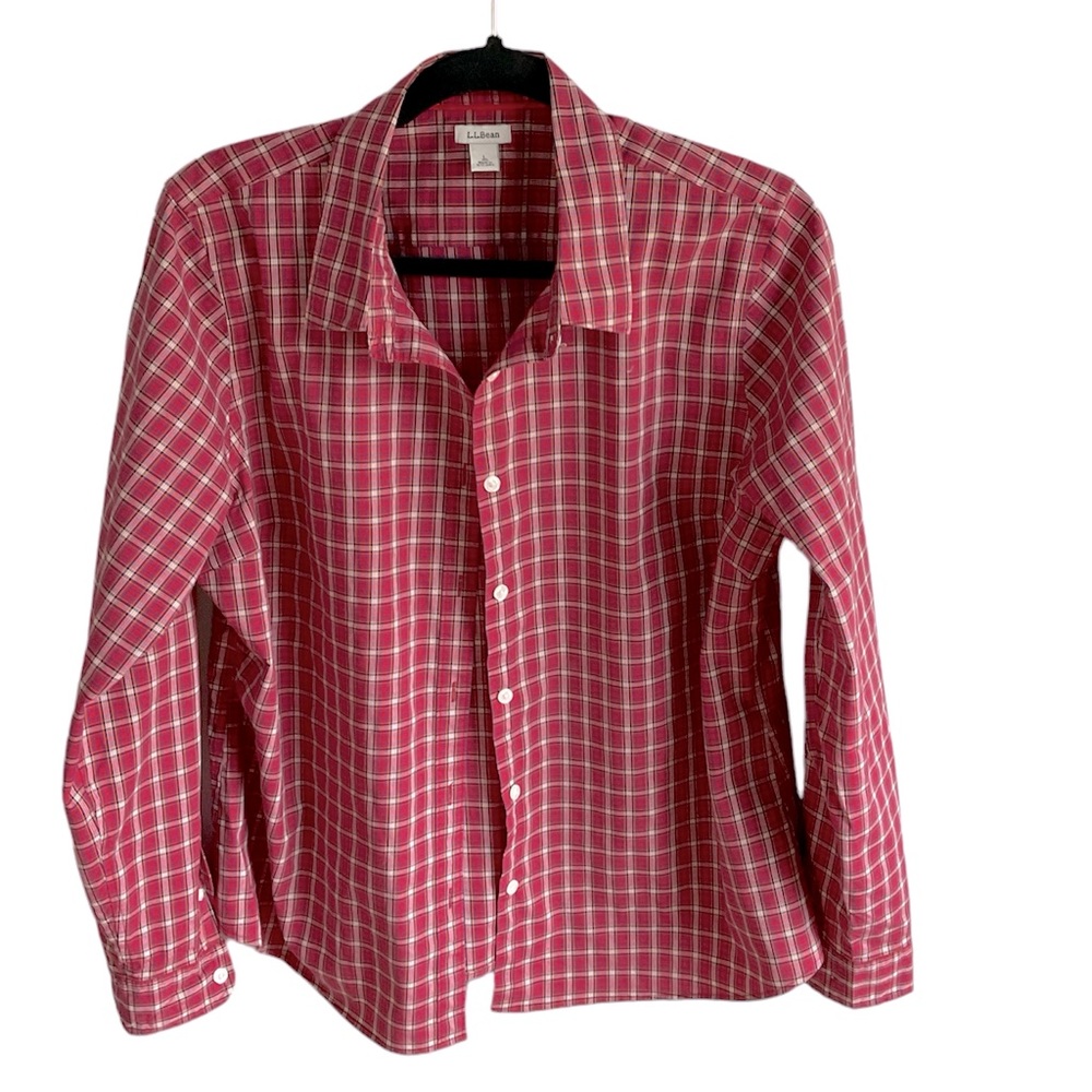 LL Bean plaid button down shirt. Crisp classic versatile style.